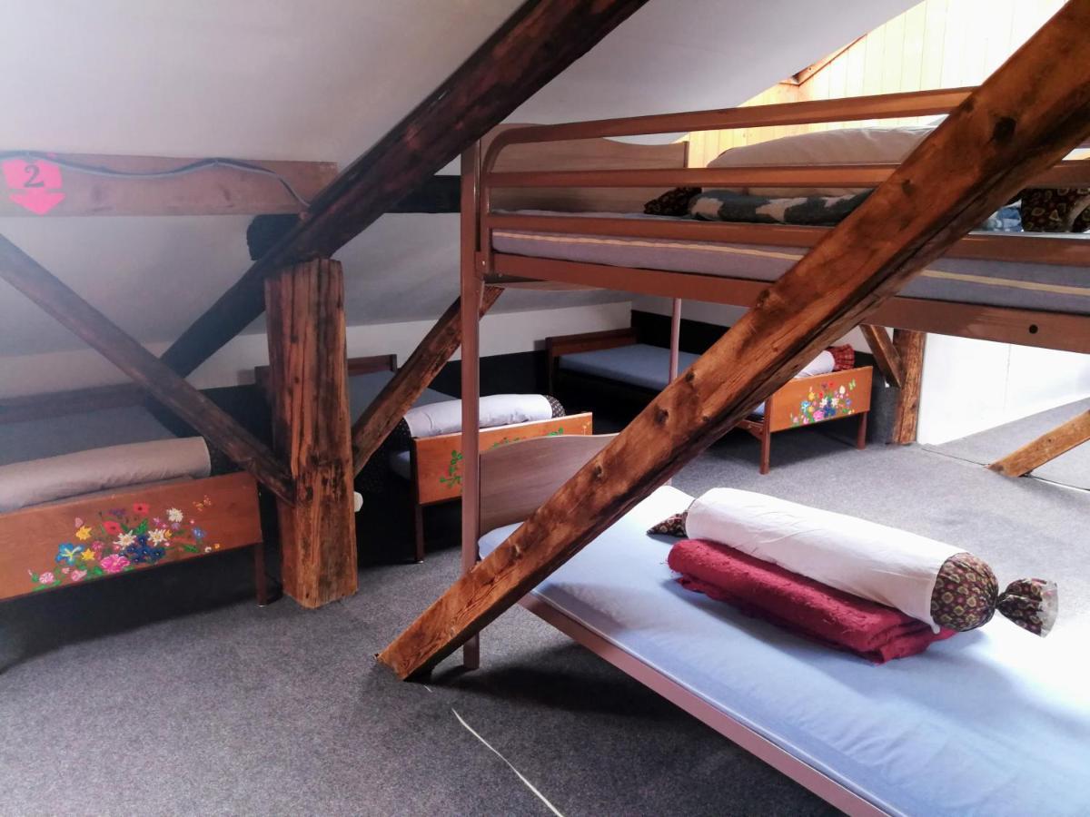 Le Chamoniard Volant Hostel Chamonix Exterior photo